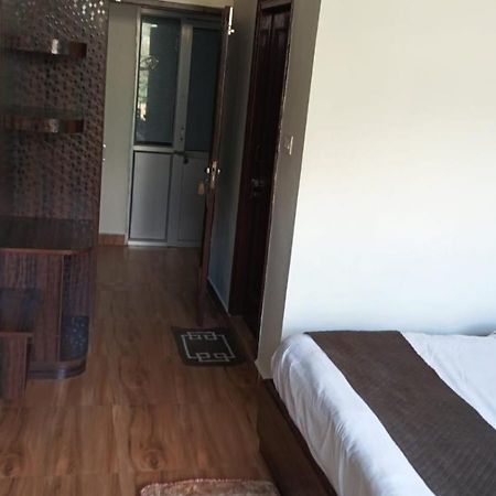 Hotel Hillora Mcleodganj McLeod Gandzs Kültér fotó