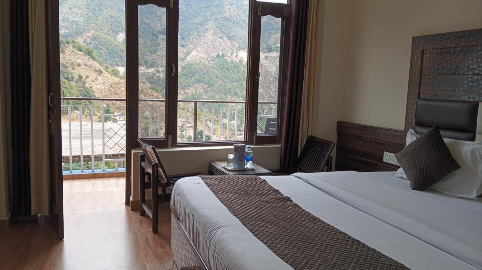 Hotel Hillora Mcleodganj McLeod Gandzs Kültér fotó